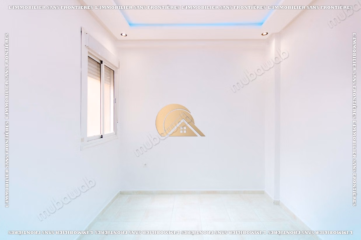 Appartamento vuoto nuovo di 59 m² in affitto – 3 camere, ascensore, parcheggio e aria condizionata split