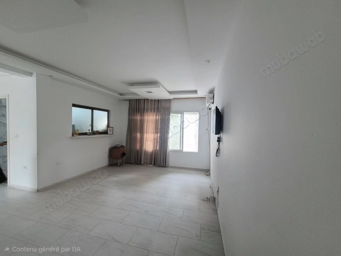 Vend appartement à Bizerte Le Corniche. 3 belles chambres. Fenêtres avec double vitrage et porte blindée