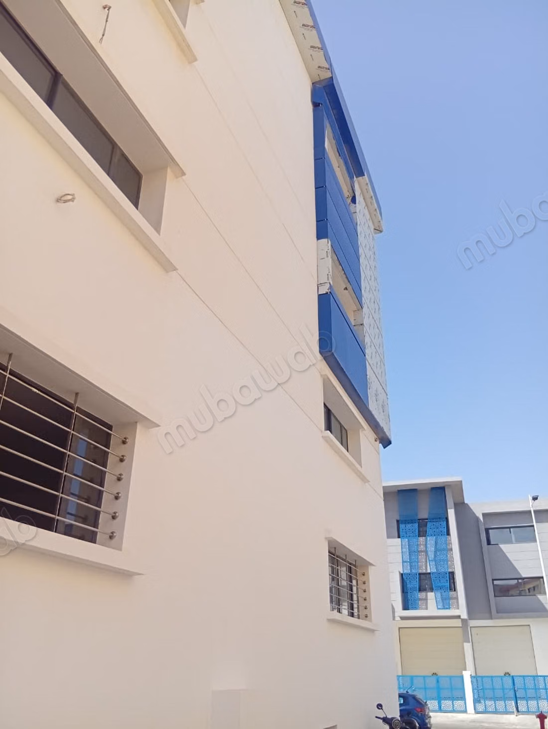 Dépôt à Louer – 600 m² – 3 Niveaux