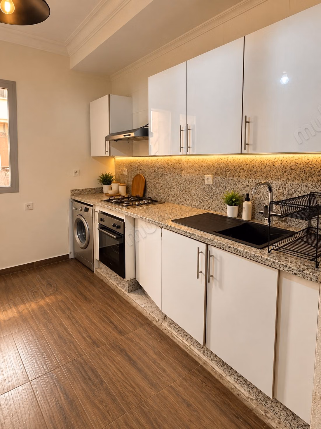 Duplex arredato in affitto a lungo termine a Hivernage