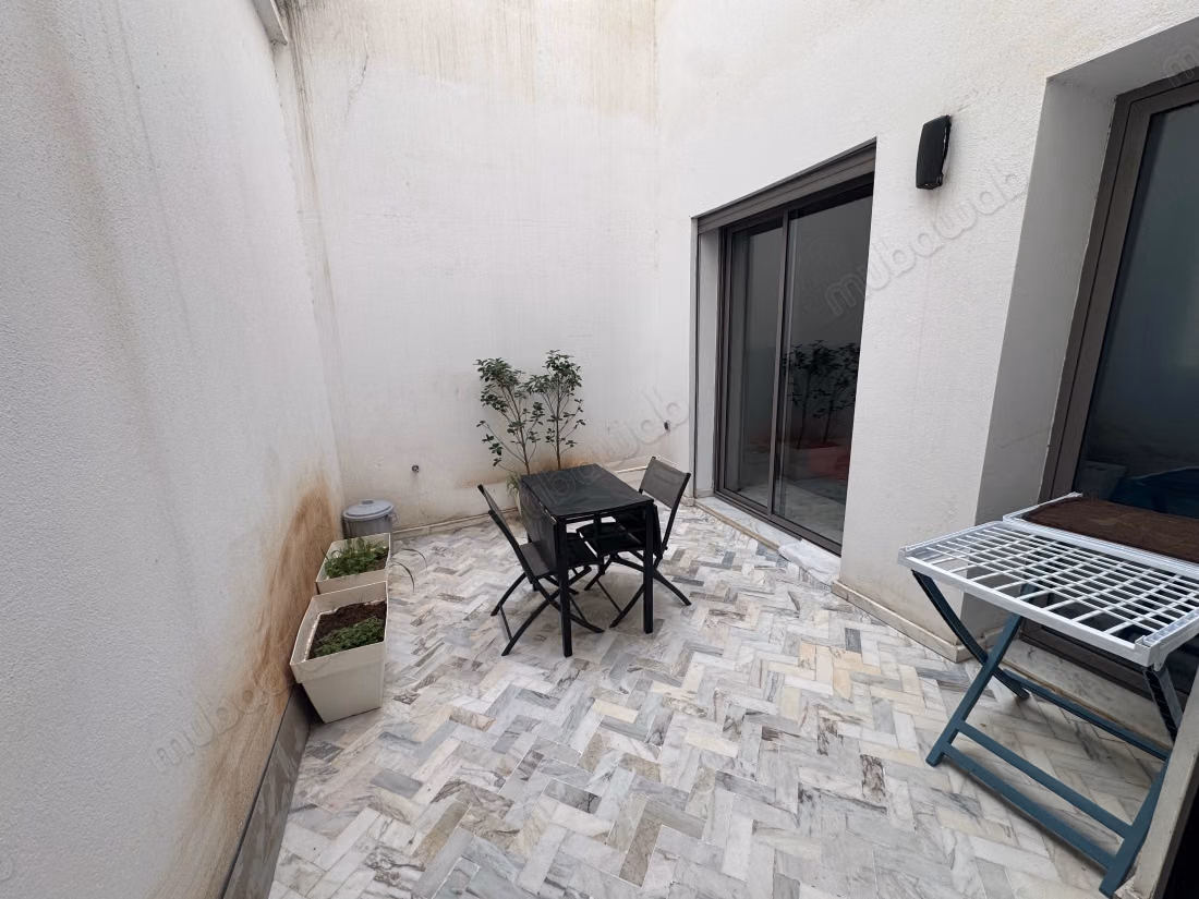 Appartement à côté du jardin CFC