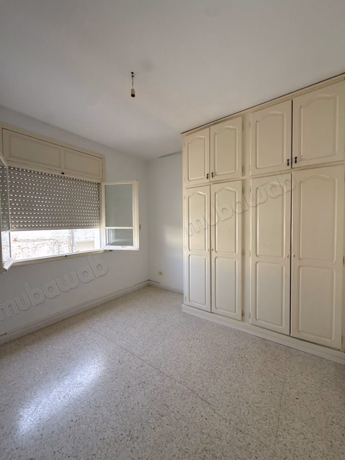 Appartamento in vendita a La Manouba. 2 camere da letto piacevoli. Antenna parabolica e sicurezza