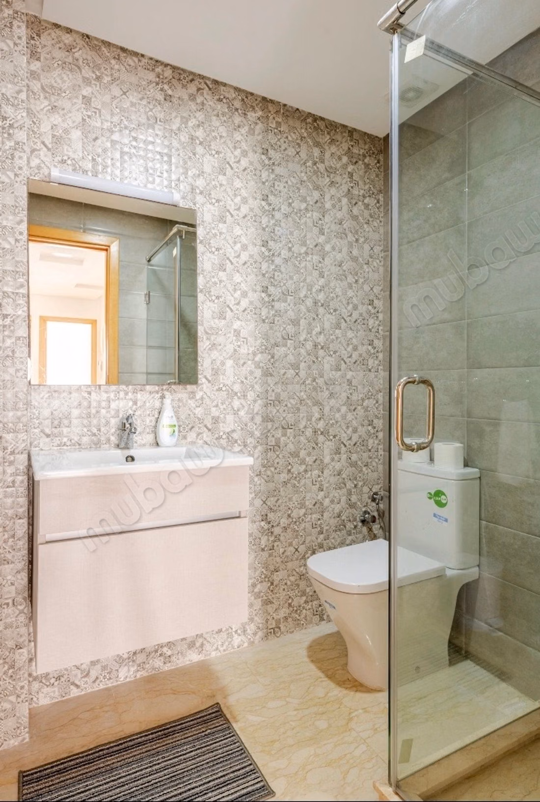 Apartment for rent in Gauthier. 
2 lovely rooms. 
Storage unit