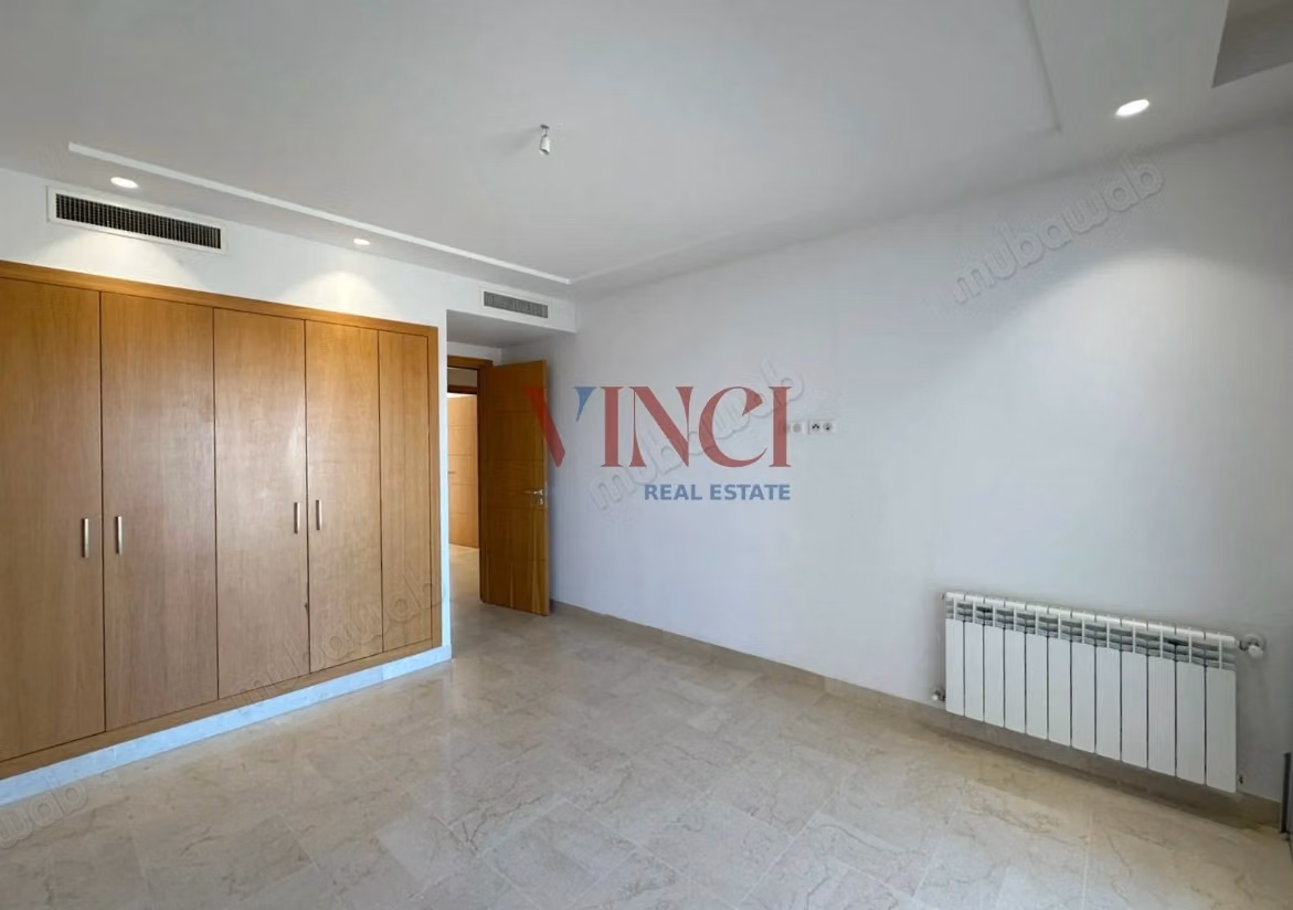 À Louer un appartement en S3 aux Berges du Lac 2