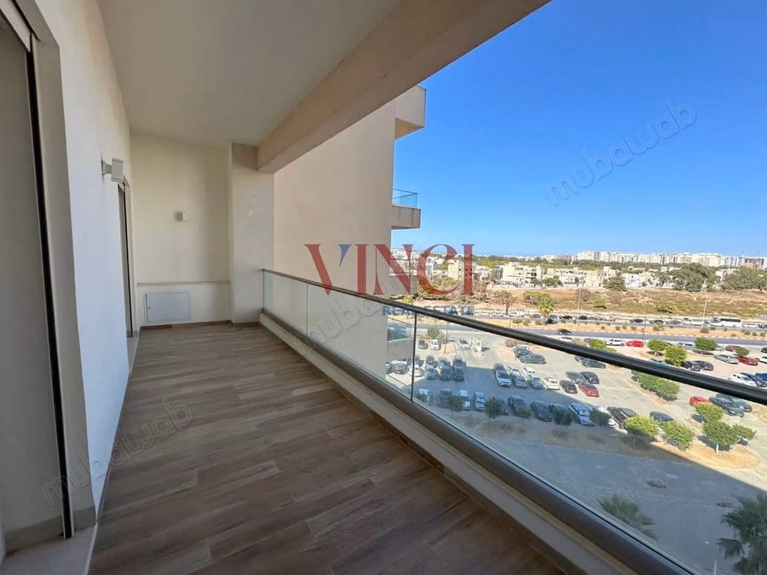 À Louer un appartement en S3 aux Berges du Lac 2