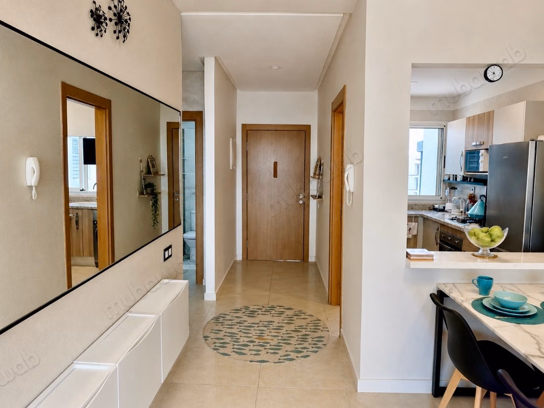 Appartement à vendre à Lamharza Essahel. 3 grandes pièces. Meublé