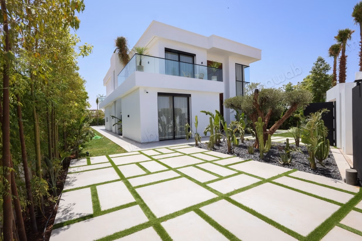 Villa Lujuosa en el Golf