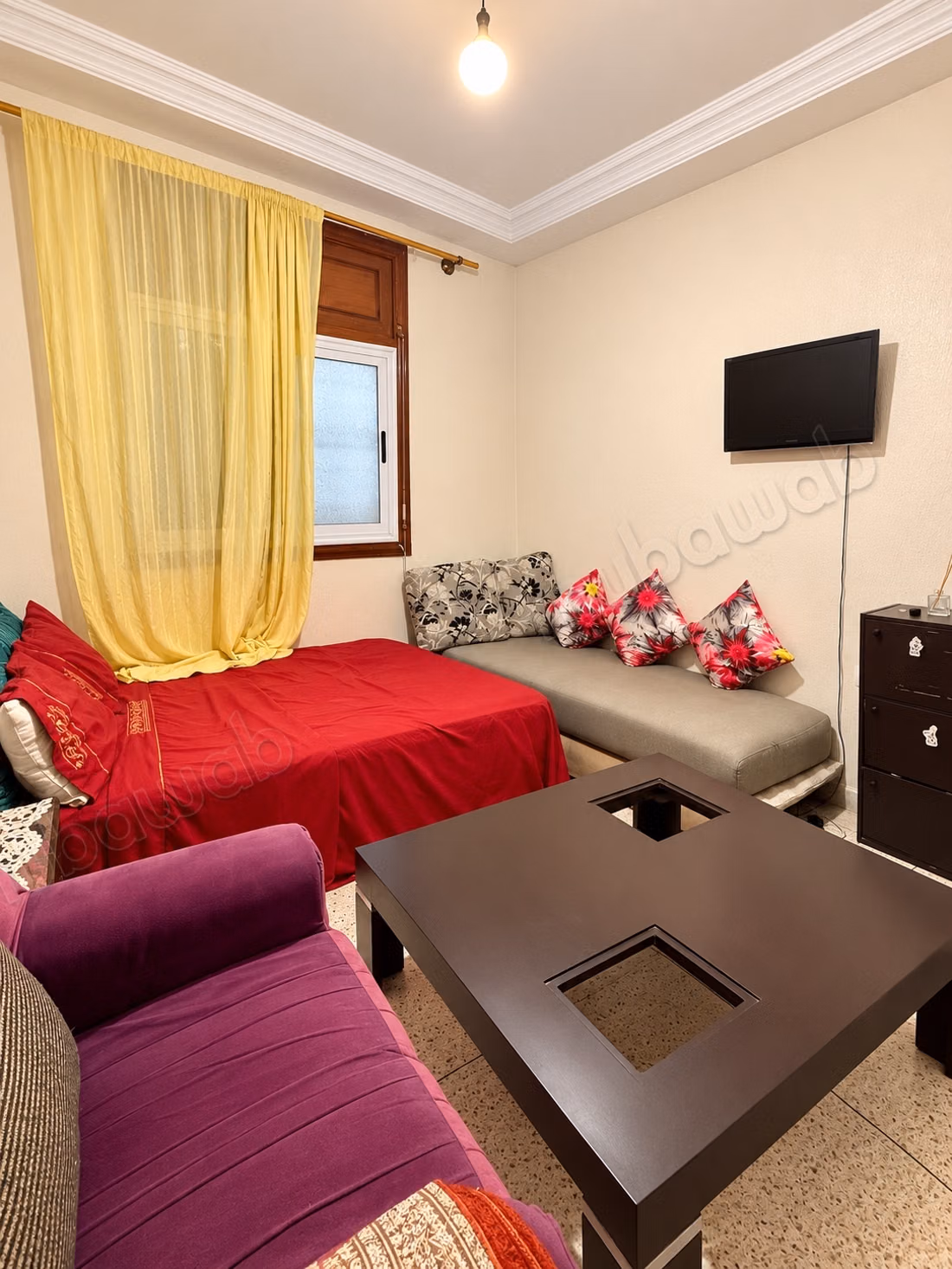 Se vende apartamento en Bourmana. 4 habitaciones. Bien amueblado