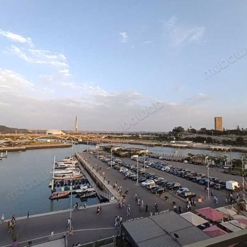 Appartement à Vendre de 190.0 m² à Salé, Marina