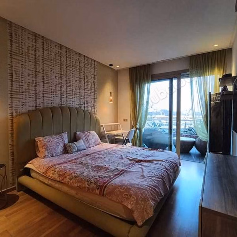 Appartamento in Vendita di 190.0 m² a Salé, Marina