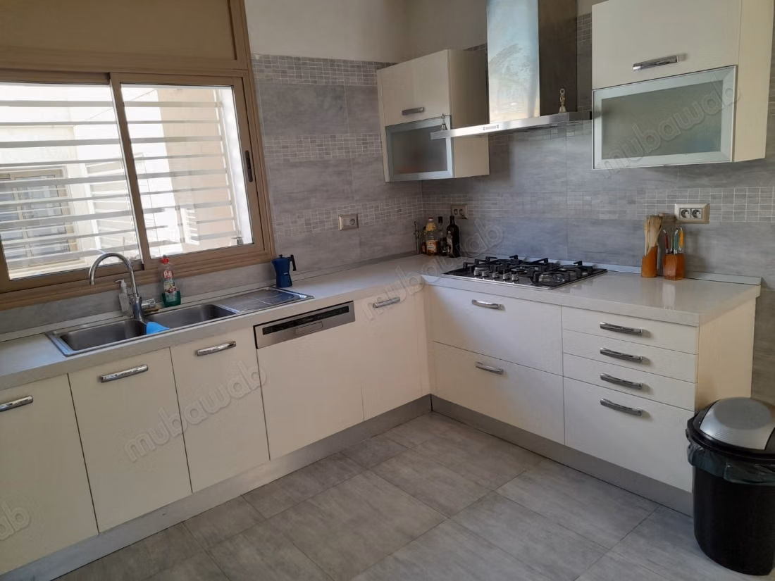 Villa de haut standing avec piscine à la Marsa