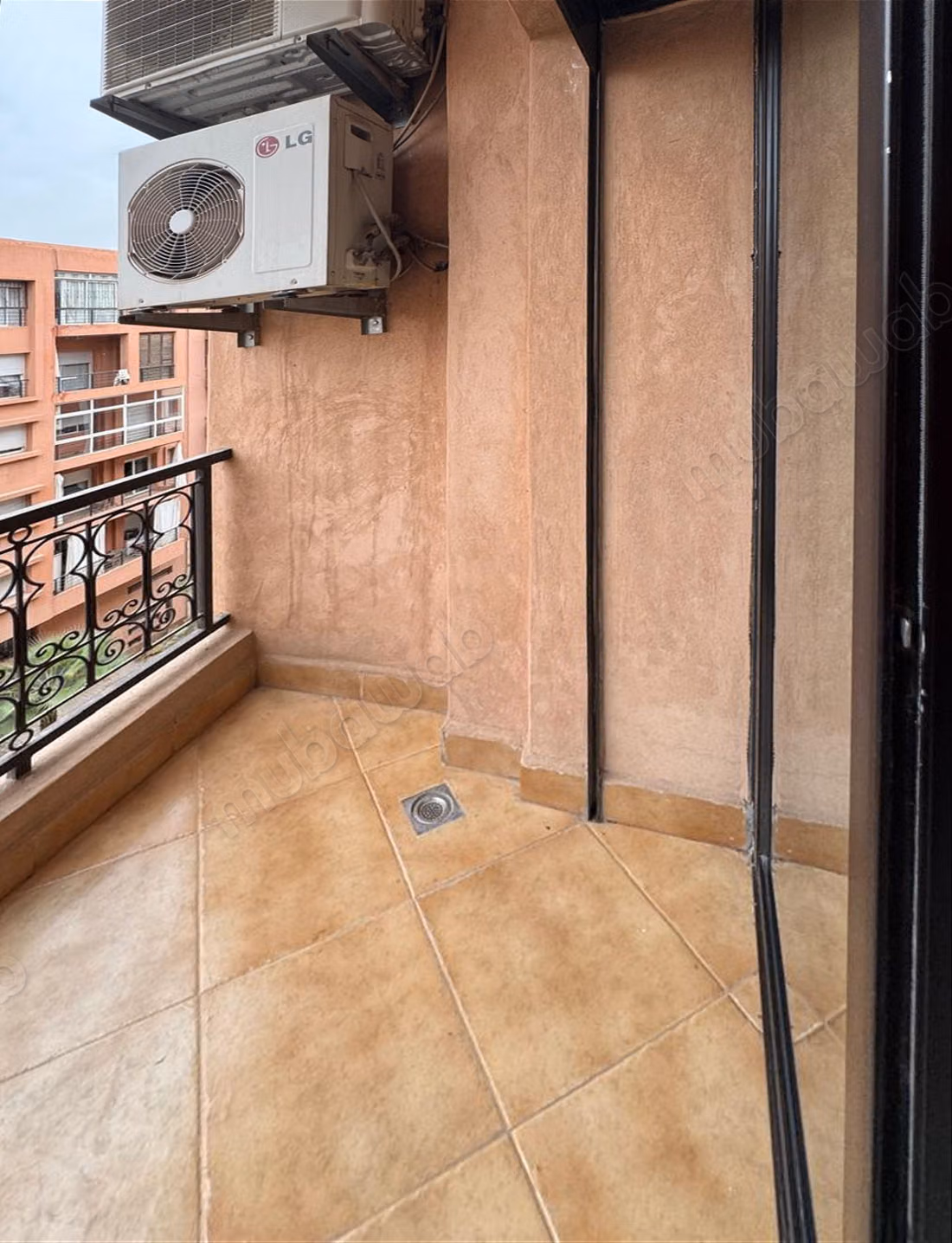 Appart. Traversant, 2 Chambres, 2 SDB, Terrasse