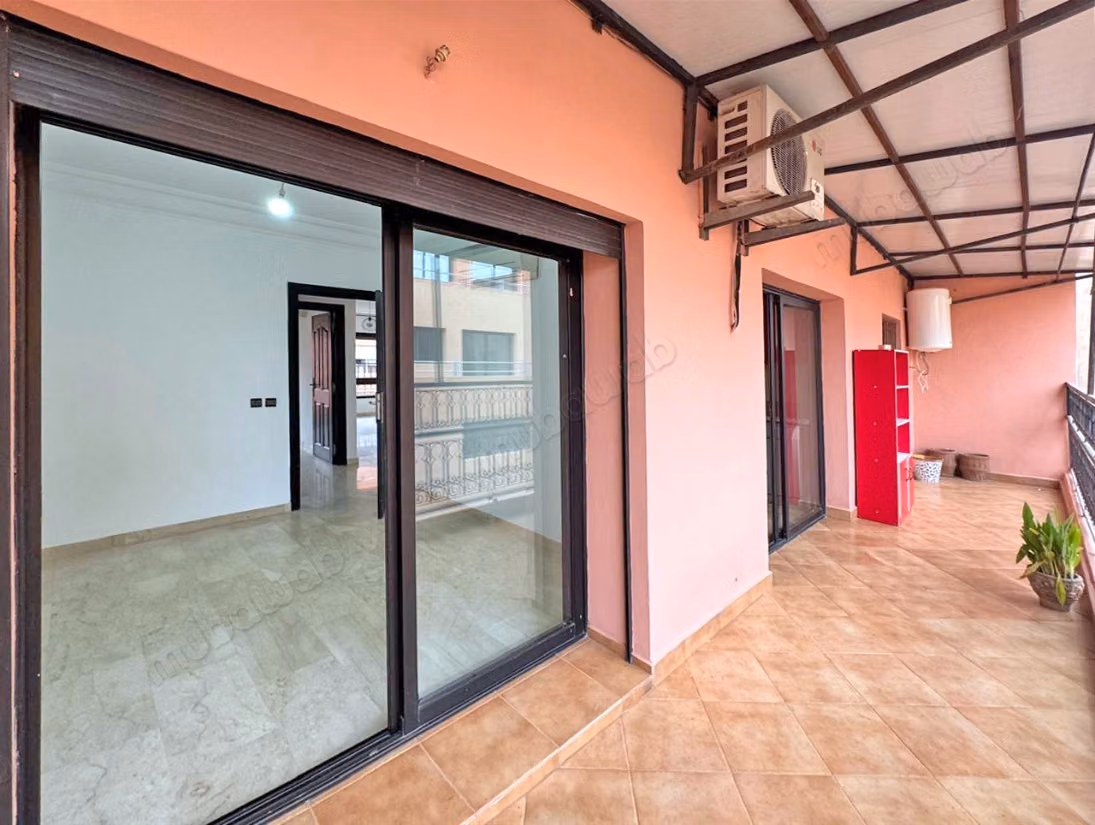 Appart. Traversant, 2 Chambres, 2 SDB, Terrasse