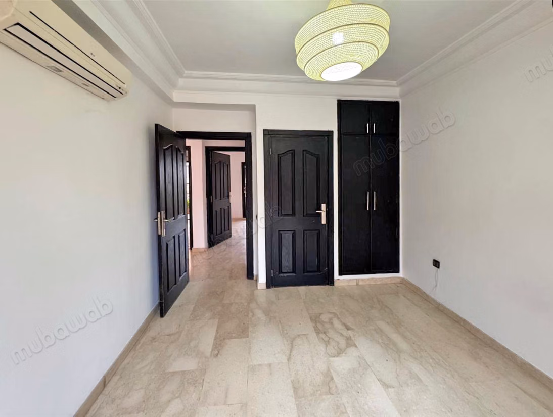 Appart. Traversant, 2 Chambres, 2 SDB, Terrasse
