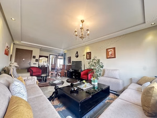 Very Beautiful 2-bedroom apartment with a large terrace for sale in Bourgogne Ouest. Area of 110 m²