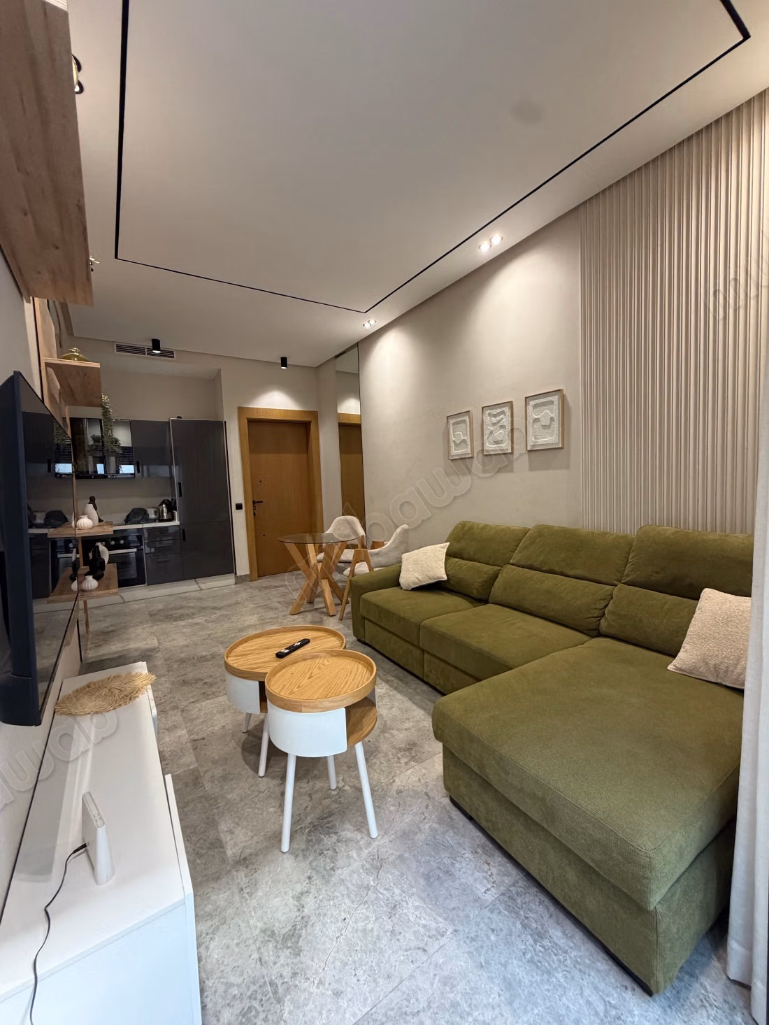 Appartements à louer à Beauséjour. 1 chambre. Avec ascenseur, garage