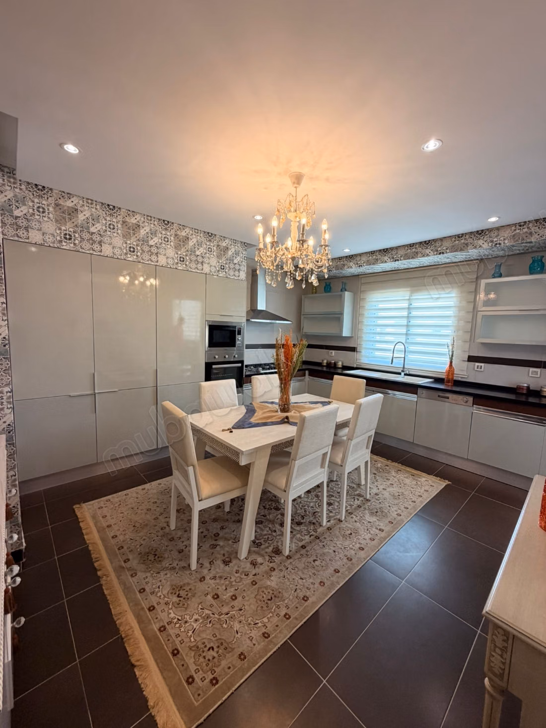 Beautiful apartment for sale in Les Jardins de Carthage. 4 bedrooms. With elevator and terrace