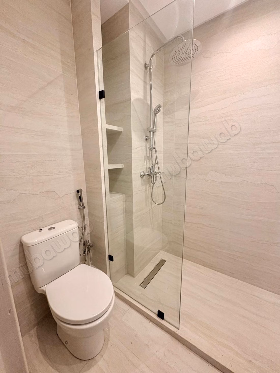 Bell'appartamento in affitto ad Anfa. Superficie di 125 m². Ascensore e garage