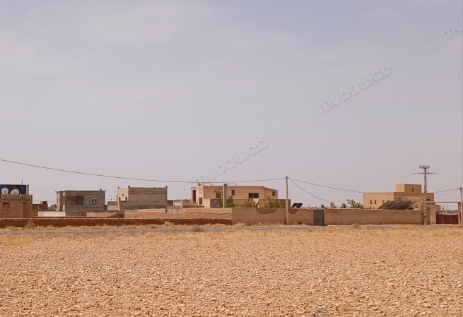 Terrrain de 1100 metre carré