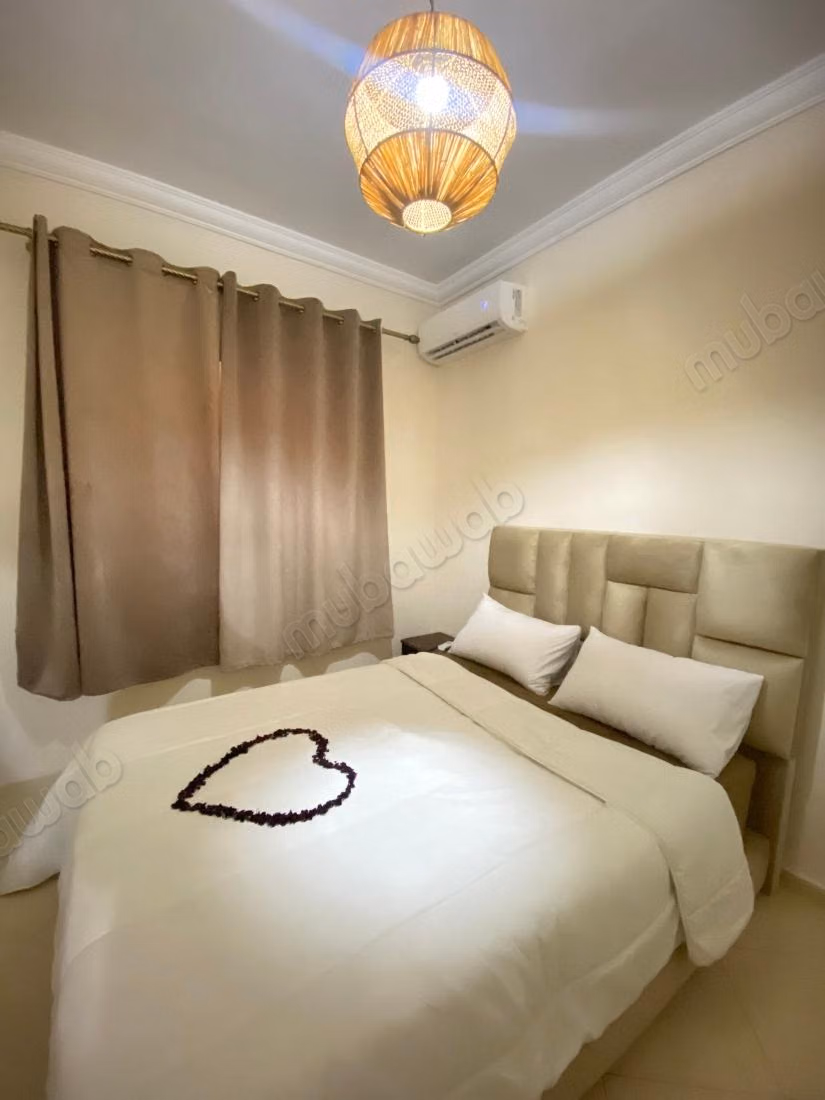 Bellissimo appartamento in affitto a Hay Mabrouka. Superficie di 56 m². Ben arredato