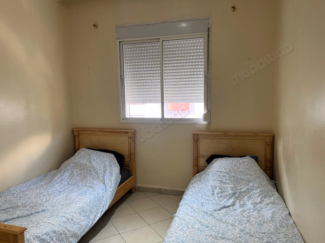 Appartements te huur in de vredeswijk. Totale oppervlakte 70 m². Satellietschotel en beveiliging.
