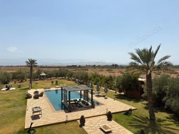 Gemeubileerde villa van 250 m² op 5.000 m² Route d’Amizmiz, uitzicht op de Atlas