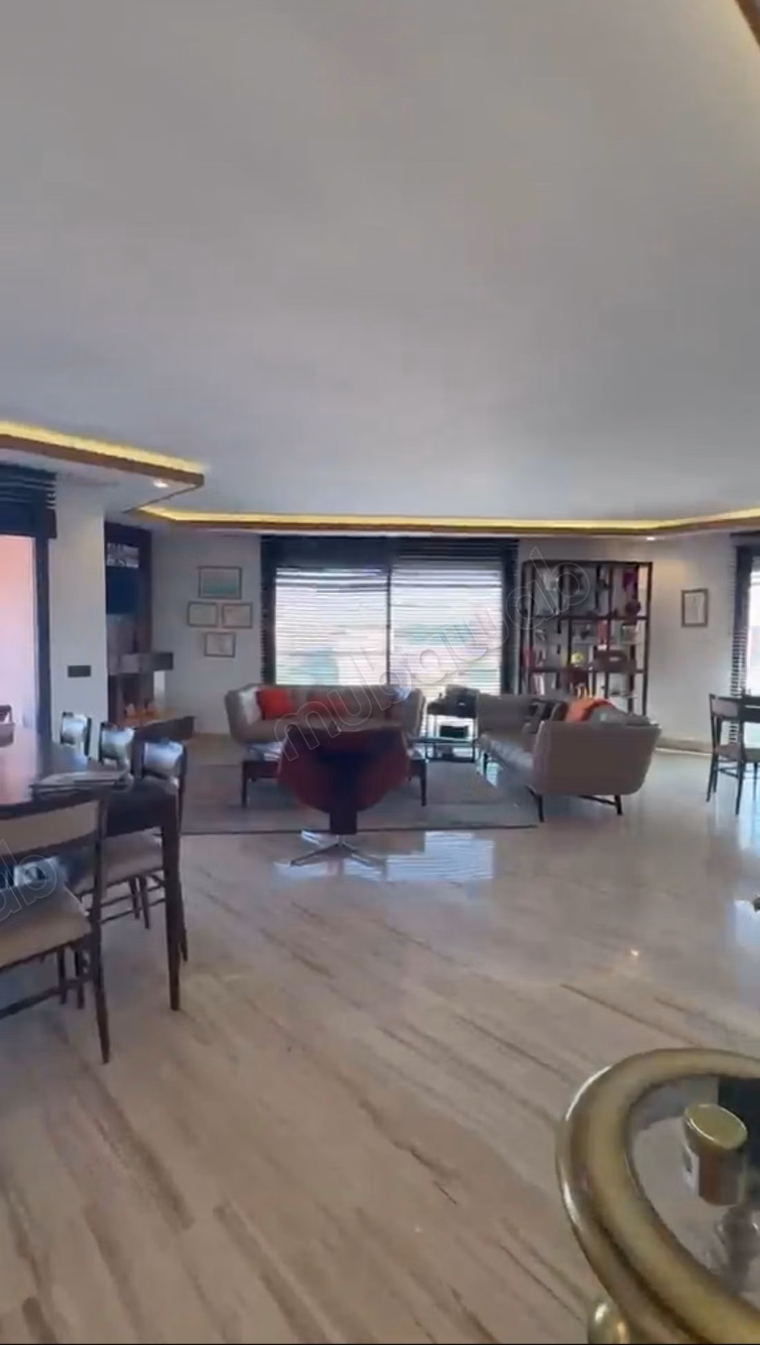 Superbe appartement à Hivernage. 
3 belles chambres