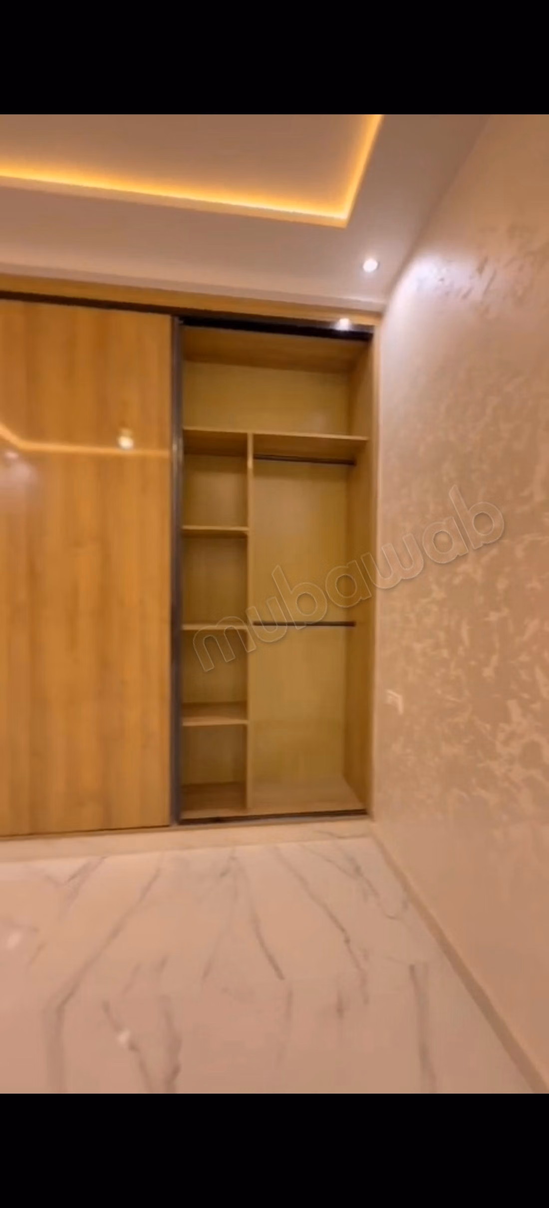 House for sale in Lazaret. 2 rooms. Armored door and satellite dish