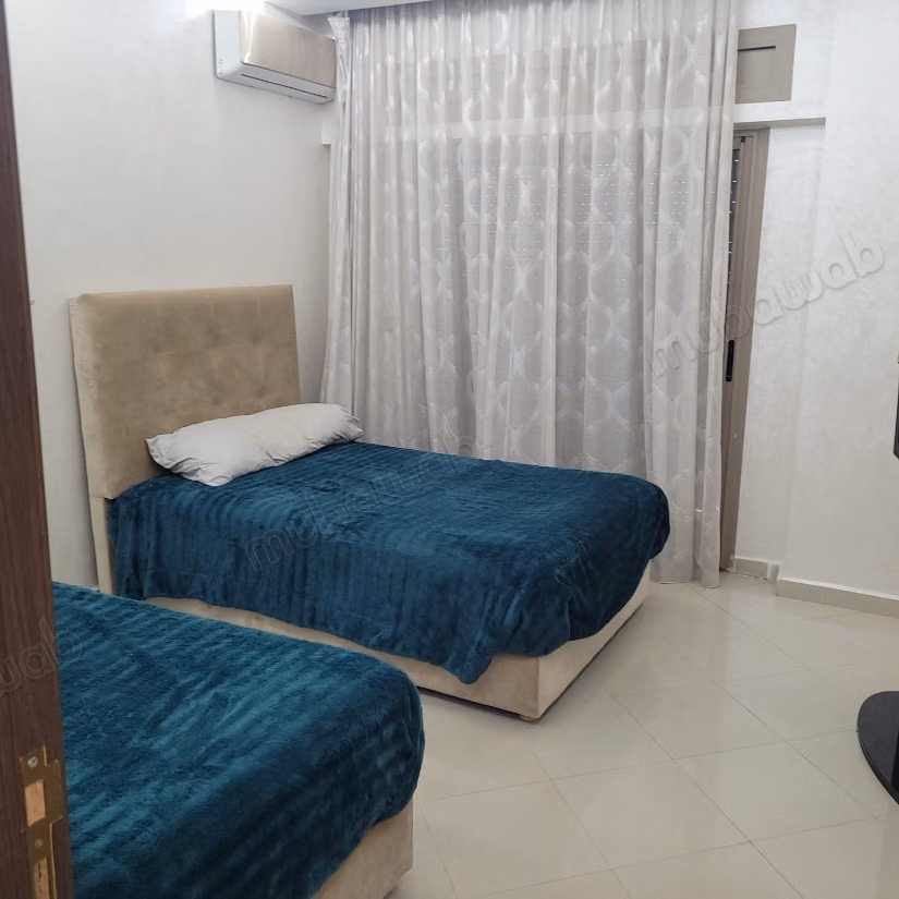 Prachtig appartement te koop in het centrum. 3 slaapkamers. Goed ingericht