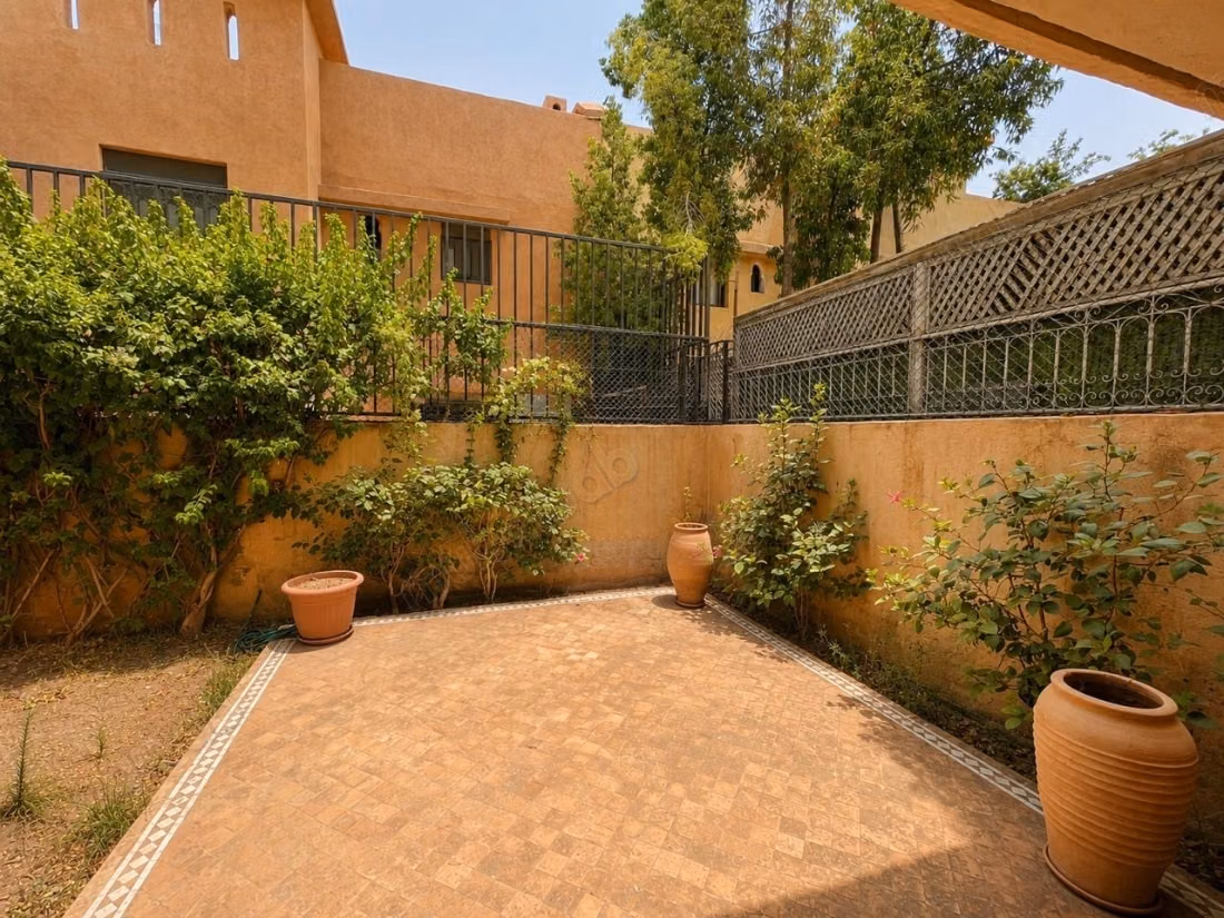 Villa di alta classe in affitto a Hay Targa. 5 stanze. Lavatrice