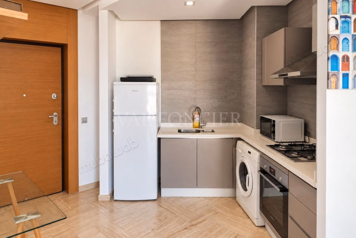Affitto Studio Moderno Ammobiliato 70m2 Piano Alto con Terrazza CFC, Casablanca