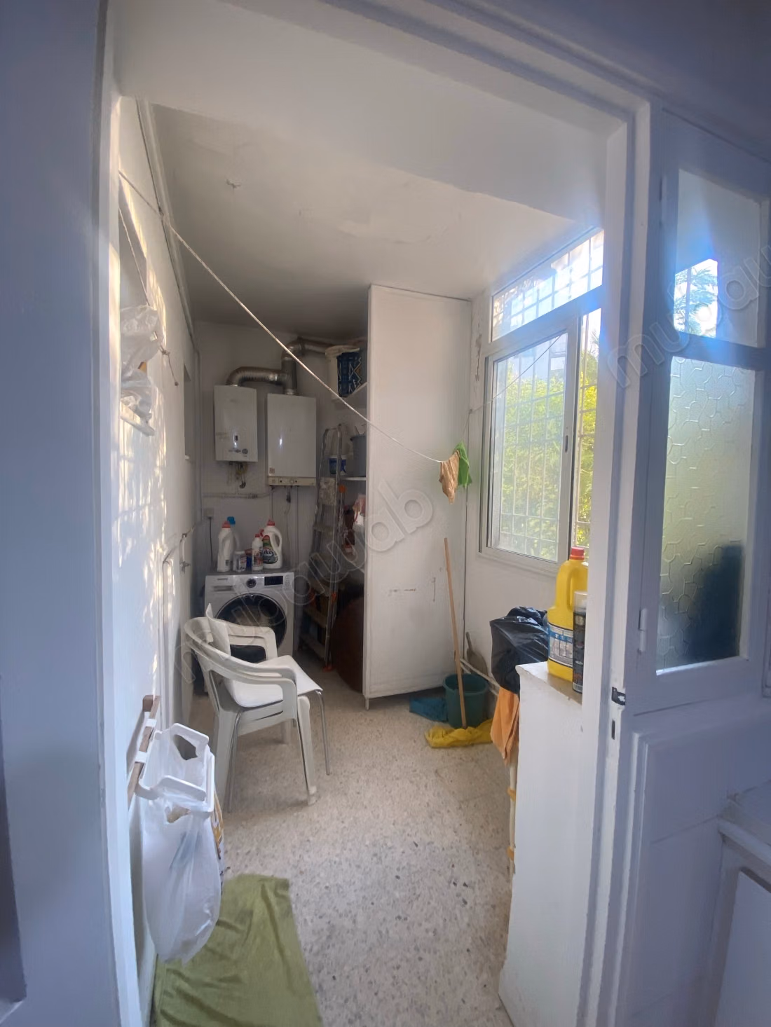 À vendre bel appartement au RDC à cite hedi nouira Ariana