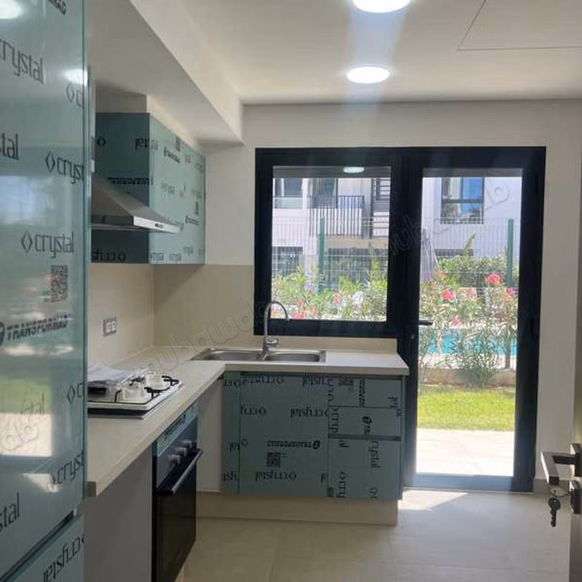 Appartamento in Affitto di 217.0 m² a Casablanca, Ain Diab Estensione 2