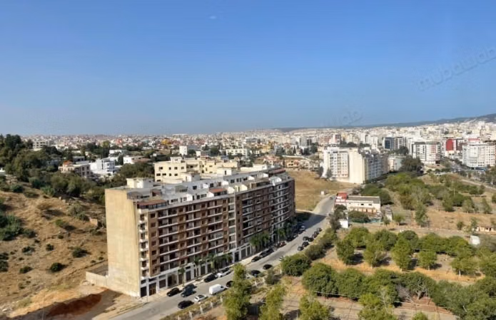 Appartement neuf et lumineux avec place de garage & proche de la gare tgv