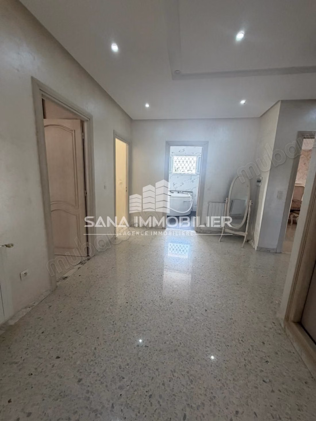 À VENDRE – Villa style duplex