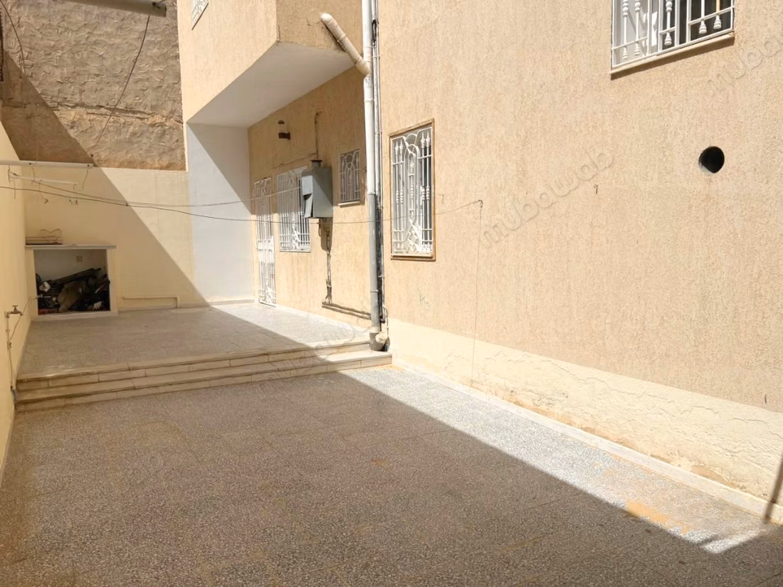 For sale - S3 semi-detached villa in Cité El Manar