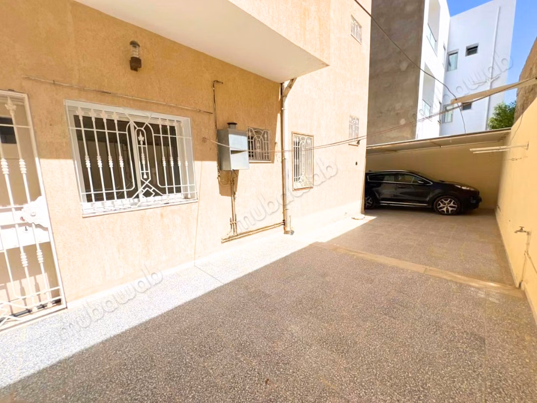 For sale - S3 semi-detached villa in Cité El Manar