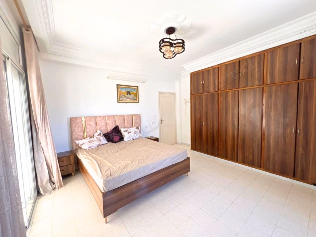 For sale - S3 semi-detached villa in Cité El Manar