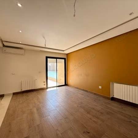 Location S1 avec terrasse aux jardins de Carthage