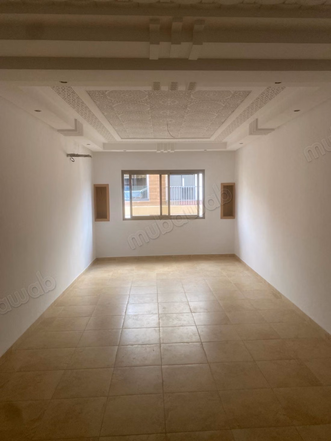 Apartamento en venta en La Ville Haute. 3 habitaciones. Terraza y ascensor