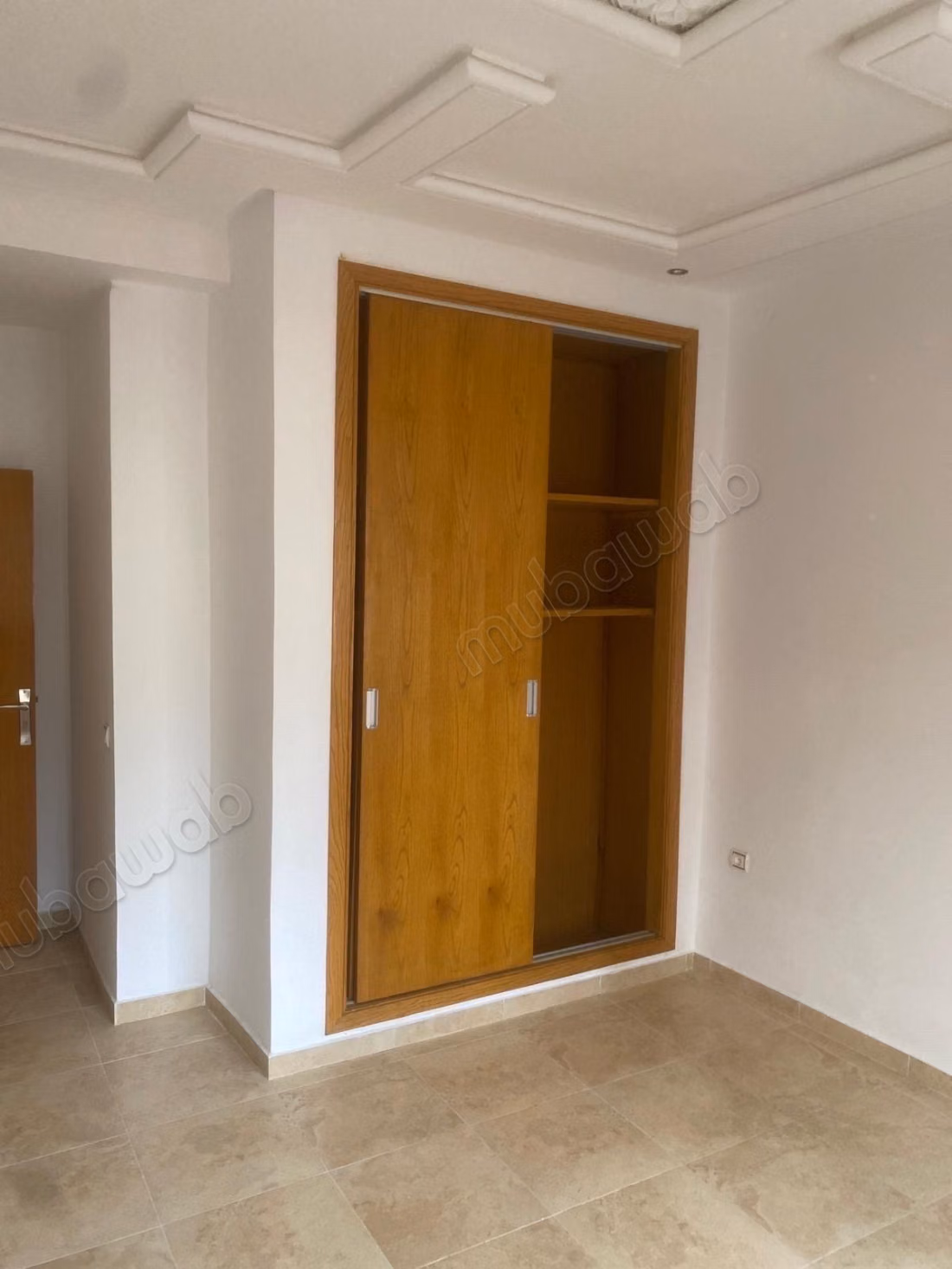 Apartamento en venta en La Ville Haute. 3 habitaciones. Terraza y ascensor