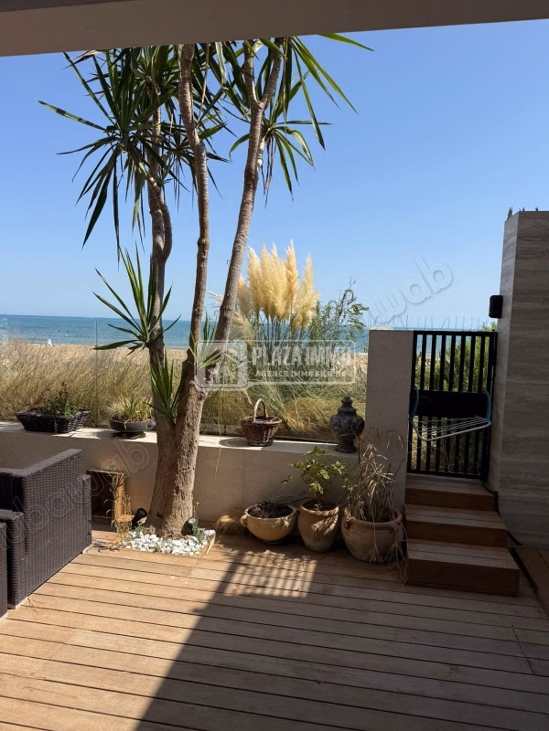 For sale or for rent beautiful apartment in Marsa Cube