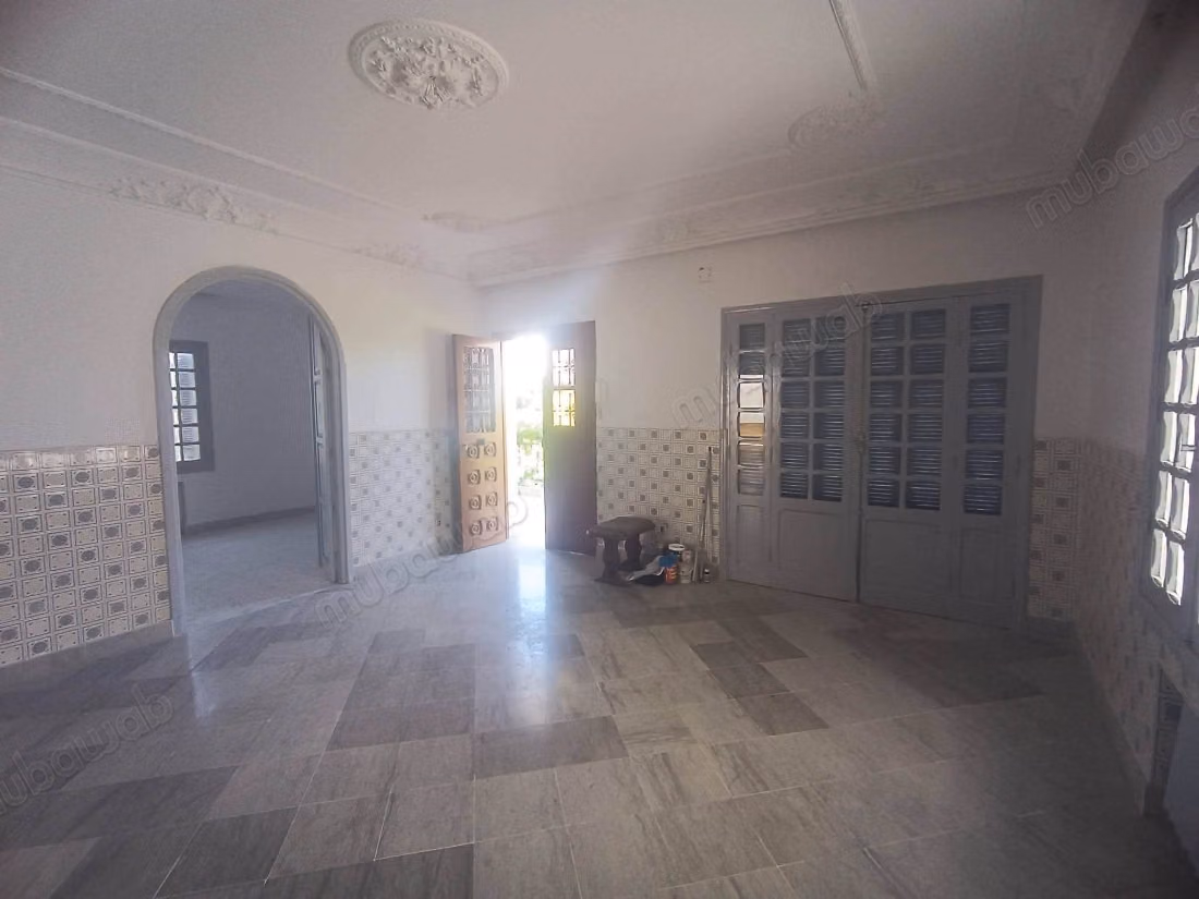 A very well-located apartment in Marsa Ville