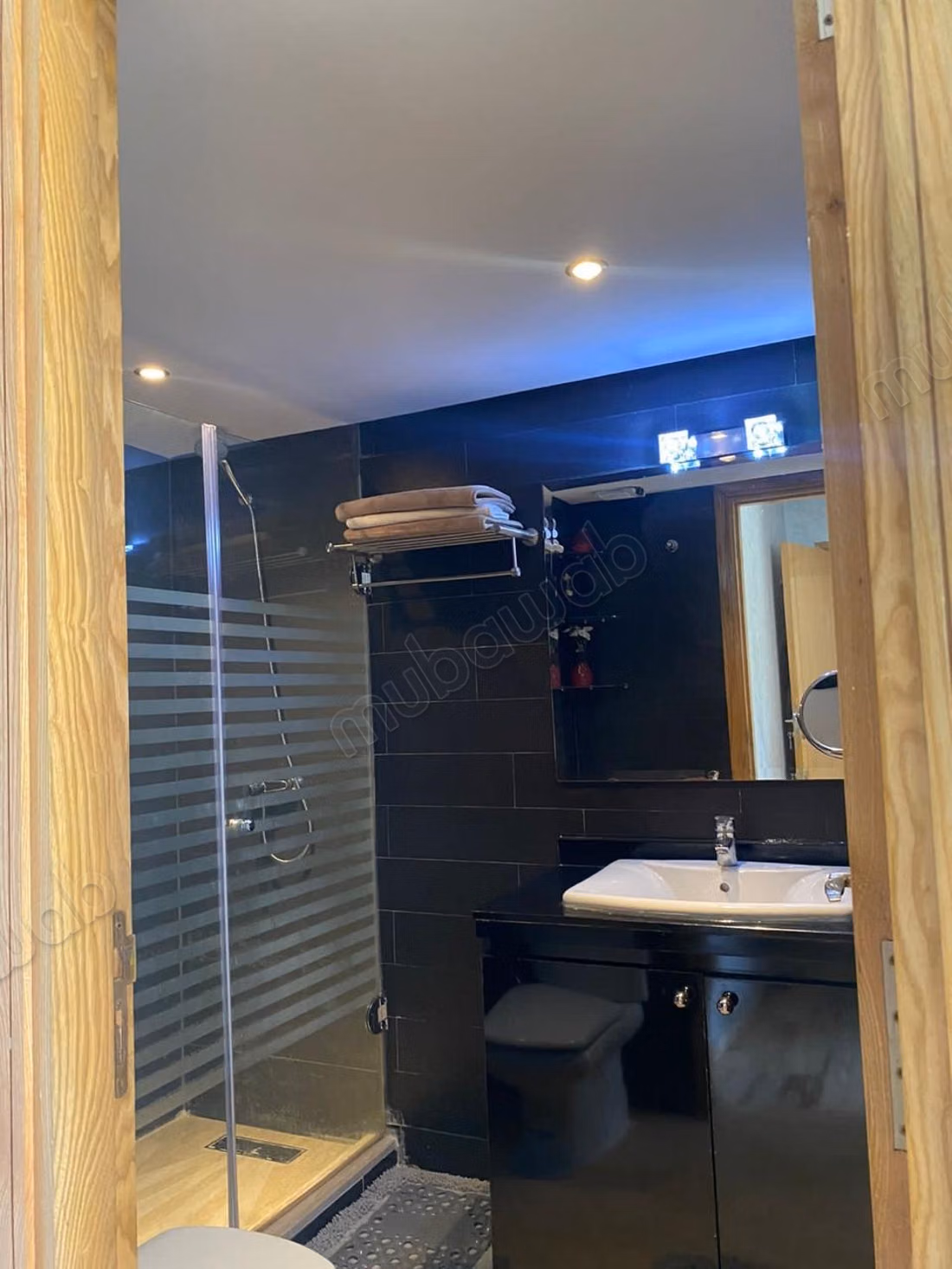Joli appartement non meublé à louer