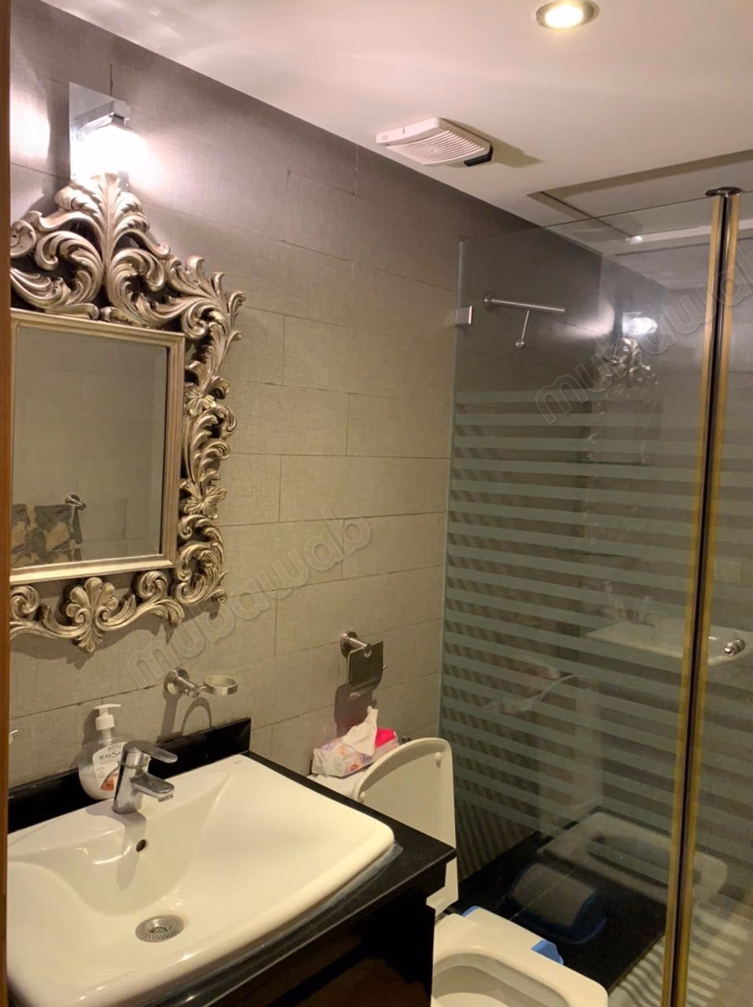 Joli appartement non meublé à louer