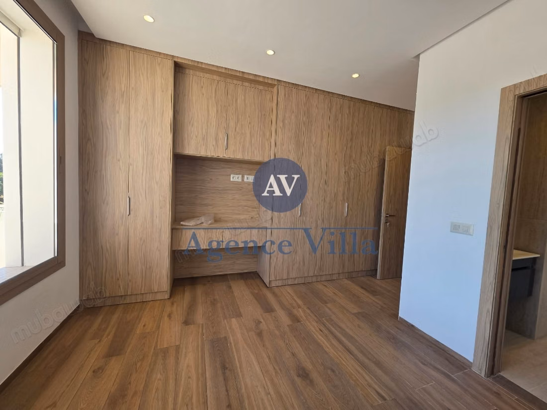 For rent new duplex S3 with pool in La Marsa