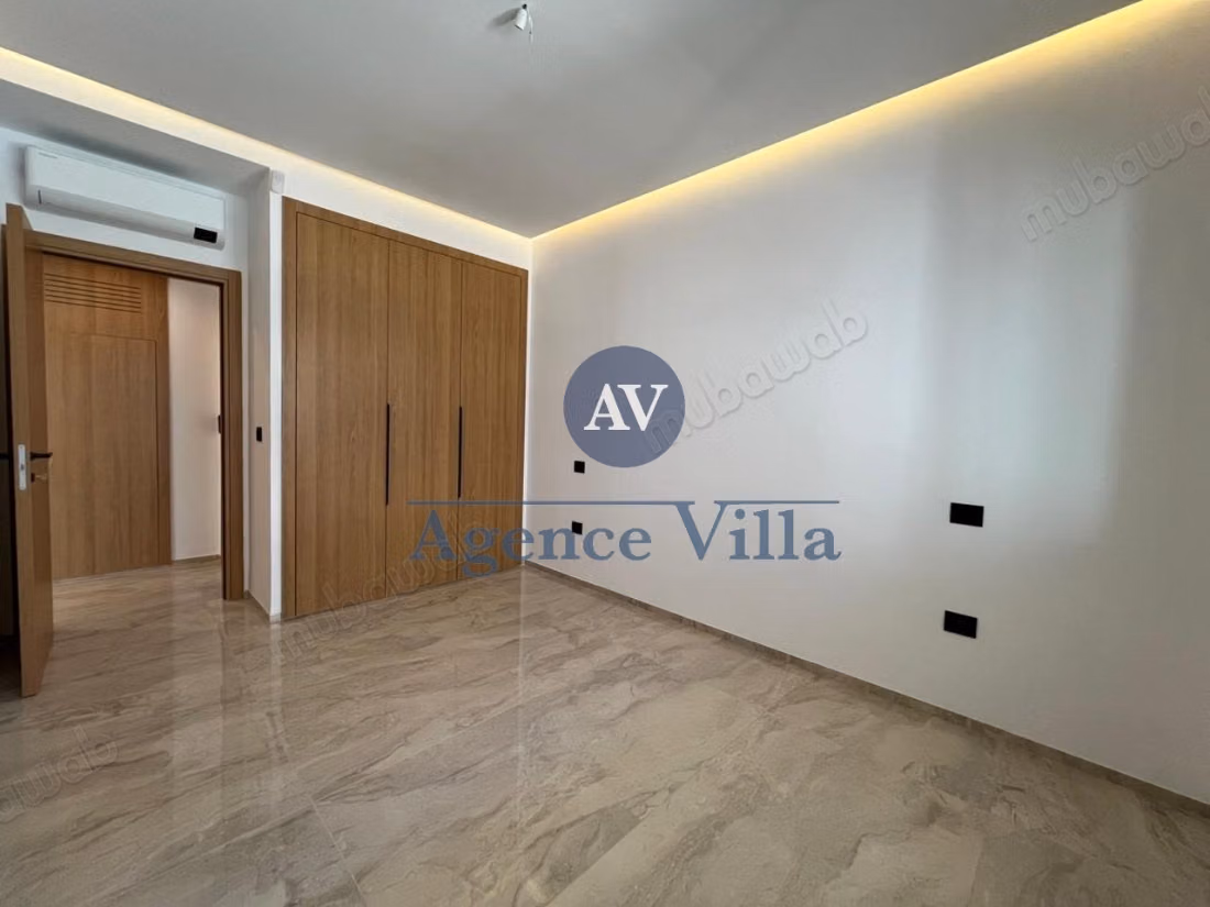 For rent new duplex S3 with pool in La Marsa