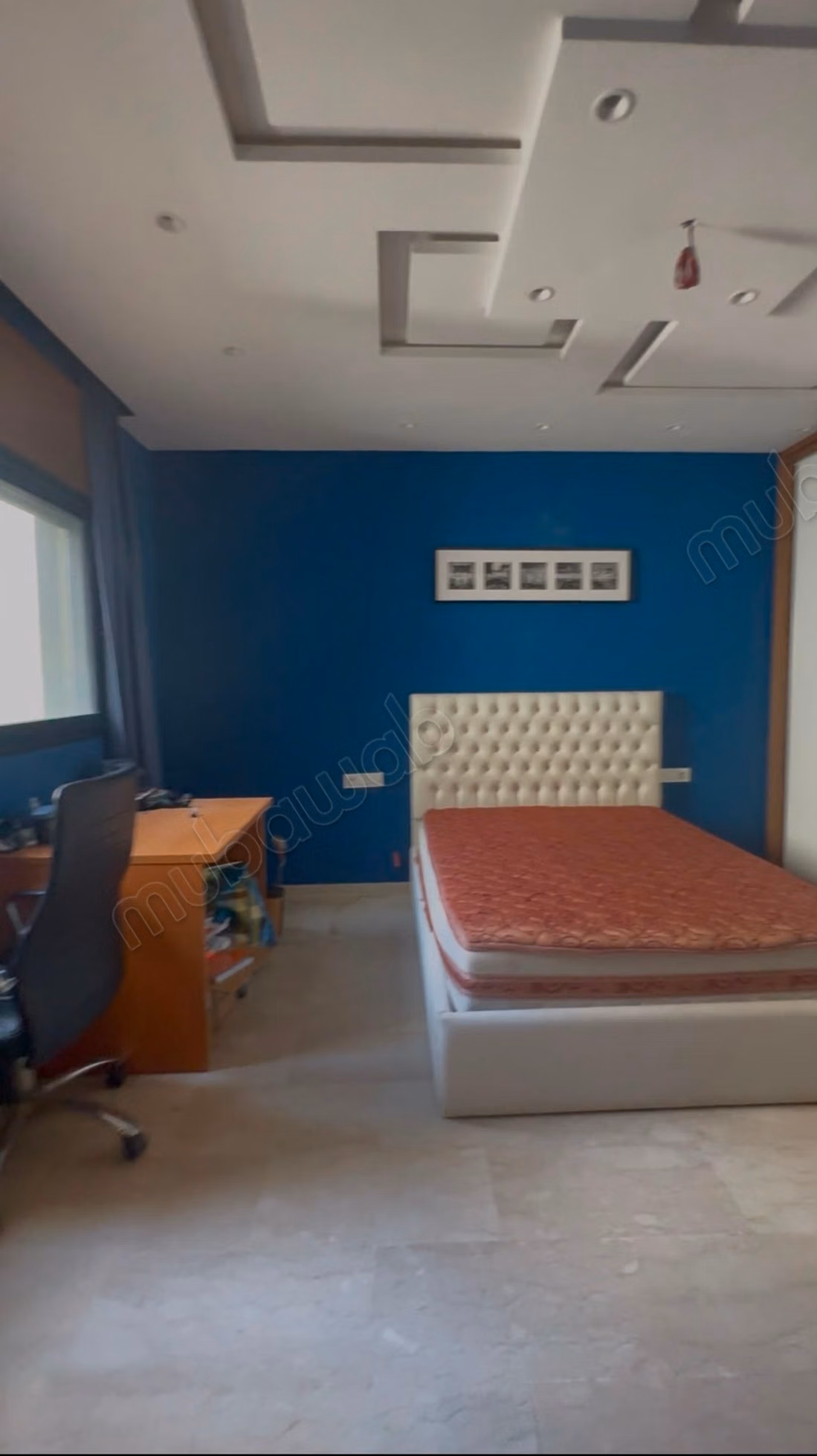 Appartamento vuoto con due camere da letto in affitto