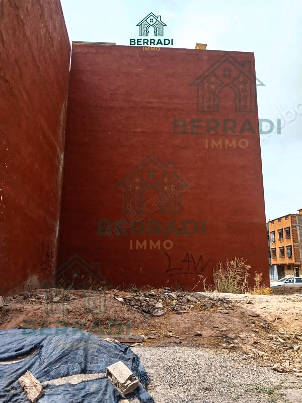 Venta de terreno en Hay Saada 1. Superficie total 65 m²