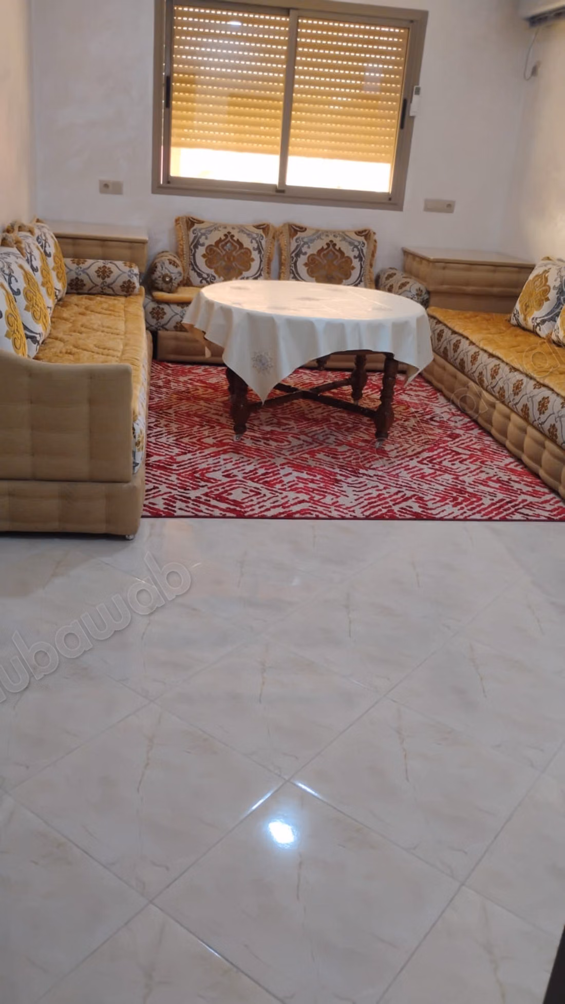 Vend appartement à Ben Guerir. 2 belles chambres. Meublé
